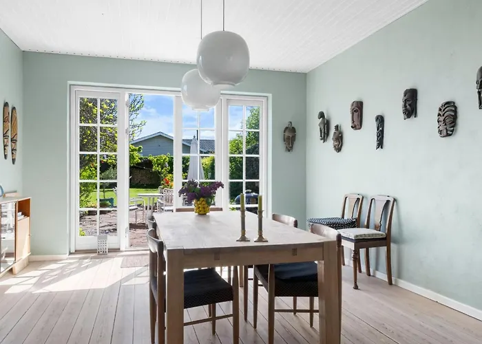 Dom wakacyjny Rosamunde - 350m From The Sea By Interhome *